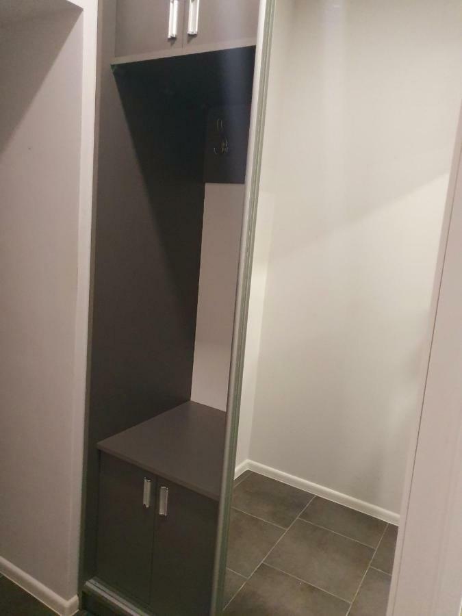 Apartments Yes Ужгород Екстериор снимка